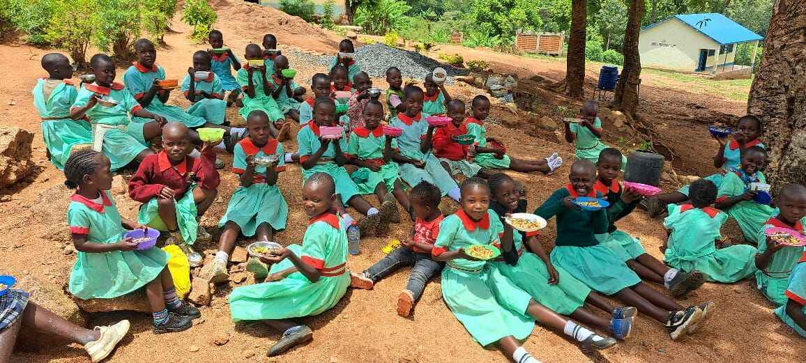 Together, we can feed 5,444 students school lunch every day! image