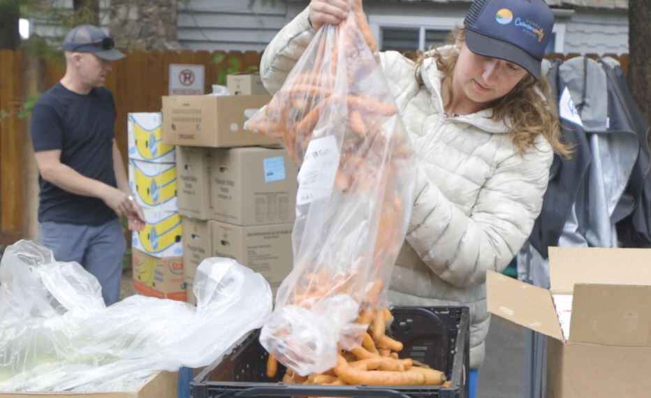 Park-Bend Neighborhood Feeds Hope Across Tahoe-Truckee image