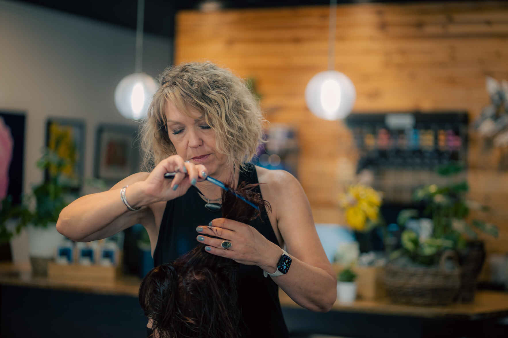 We can help low-income cancer patients save their hair! image