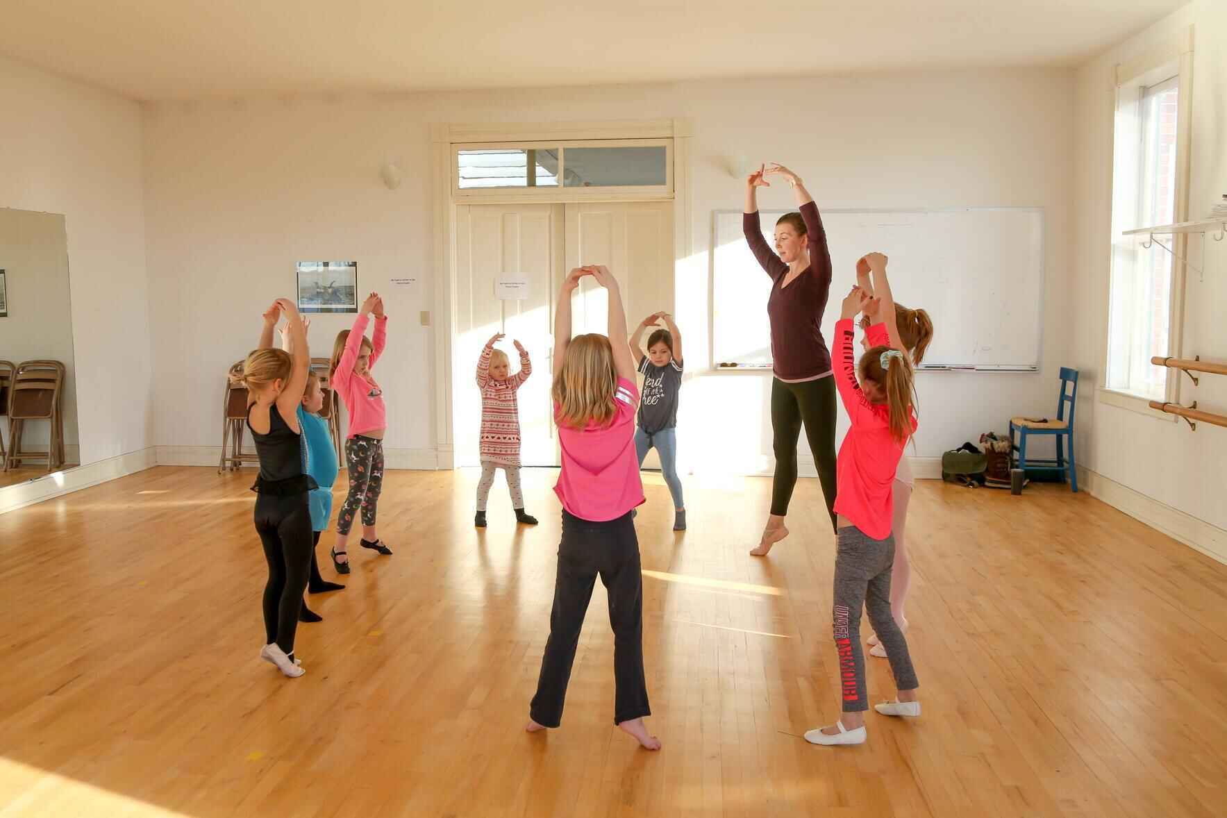2026-2027 Youth Ballet Sessions image