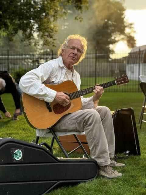 Chuck Suchy Concert image