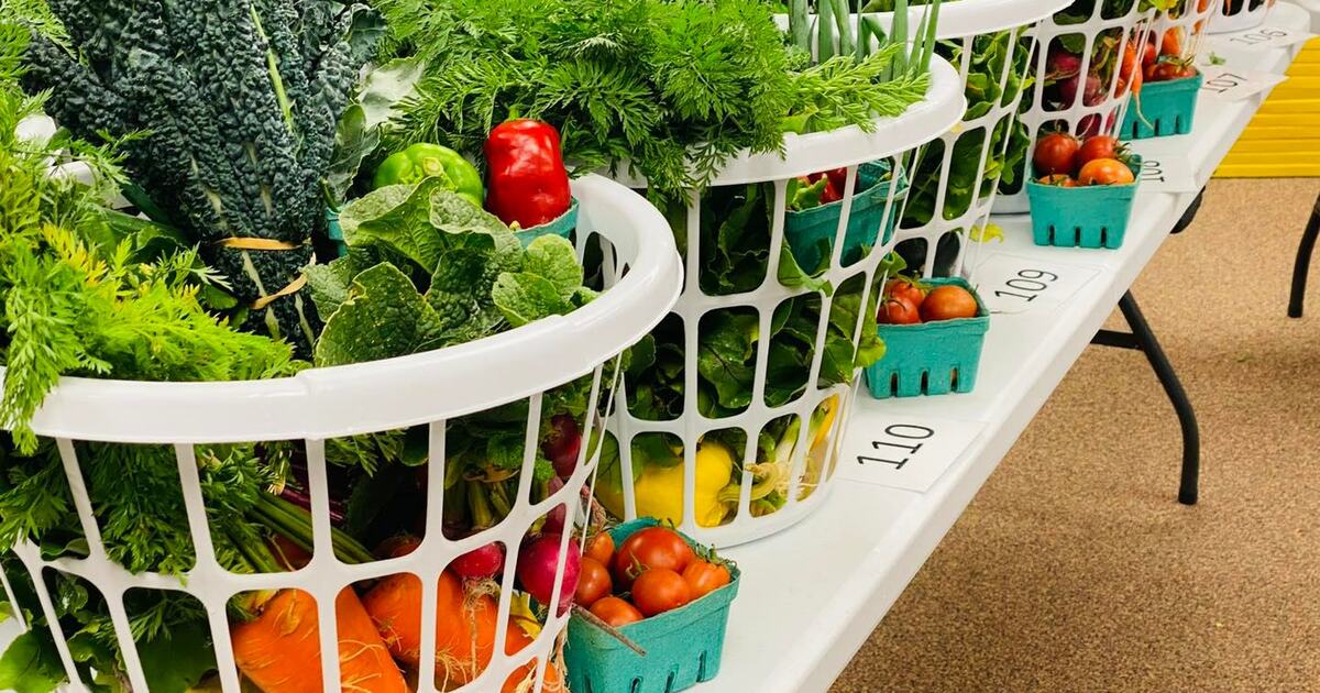 Edible Prairie Project 2023 Local Veggie Baskets
