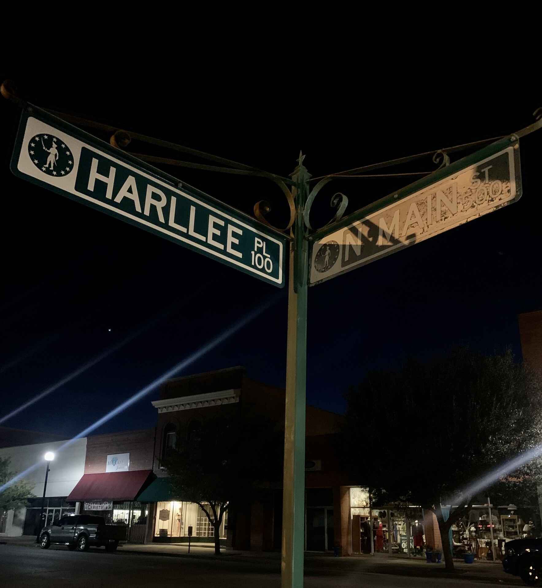 Harllee Place Makeover image