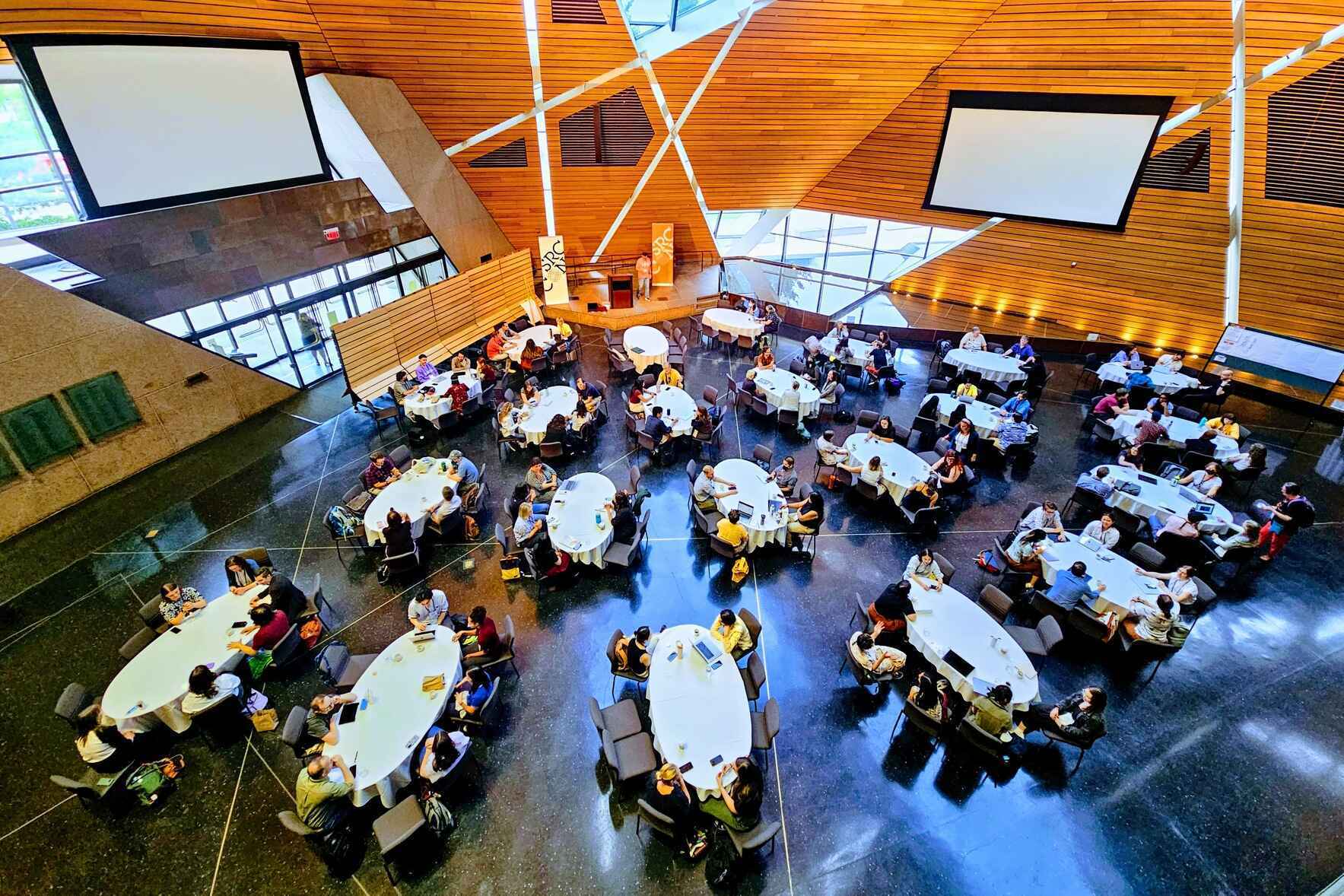 Help journalists find connection image