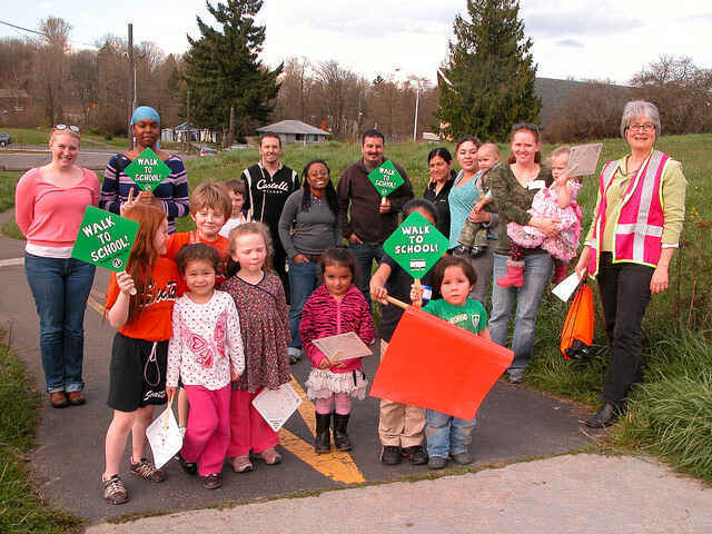 Donate Now to Support Walkable Communities! image