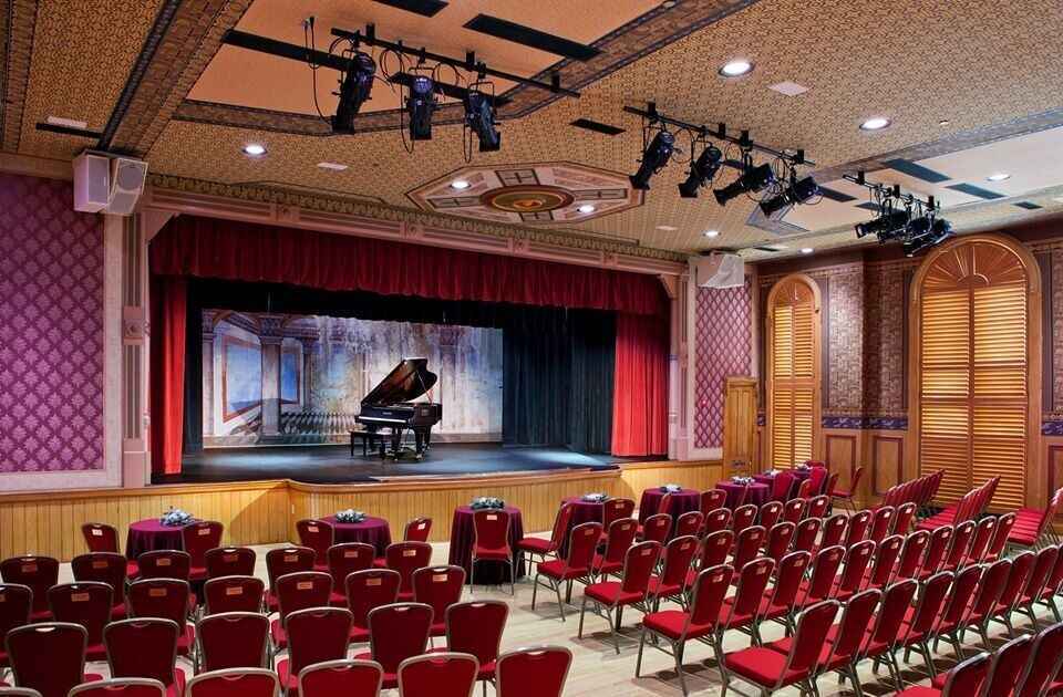 Support the 10th Anniversary Season of the Delphi Opera House image