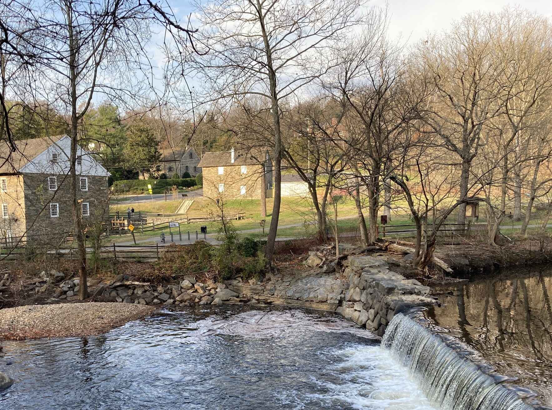 Support Peirce Mill image