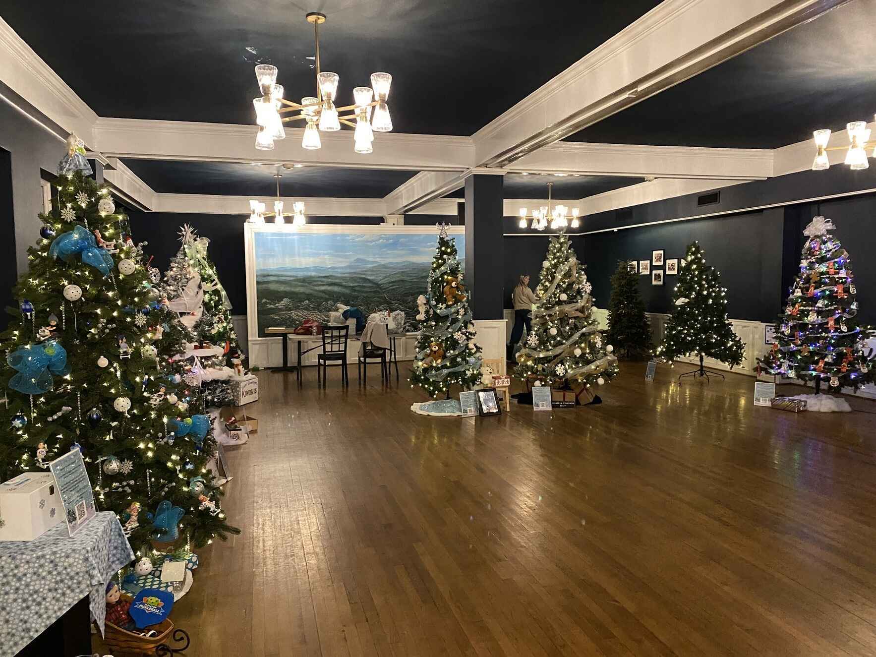 Deck The Trees - Sarah Kadahl, Averyl Basolo, & Jay Guffey - Edward Jones image