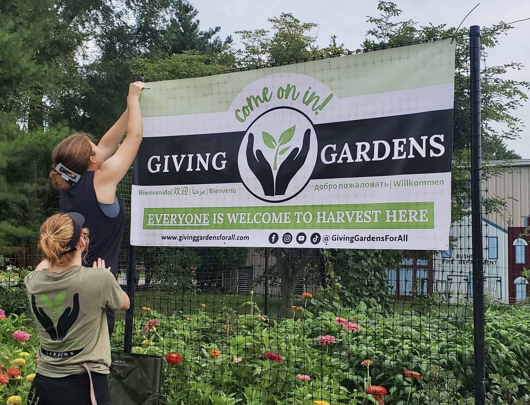 Help Us Create More Giving Gardens in More Neighborhoods in 2026!   image