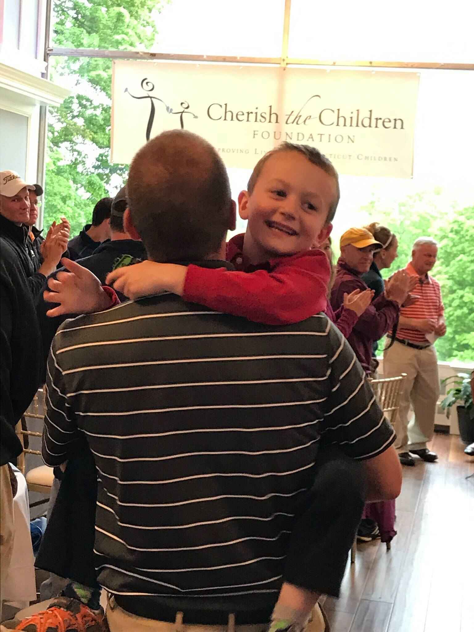 Help our 100% Volunteer Organization help local children and families! image