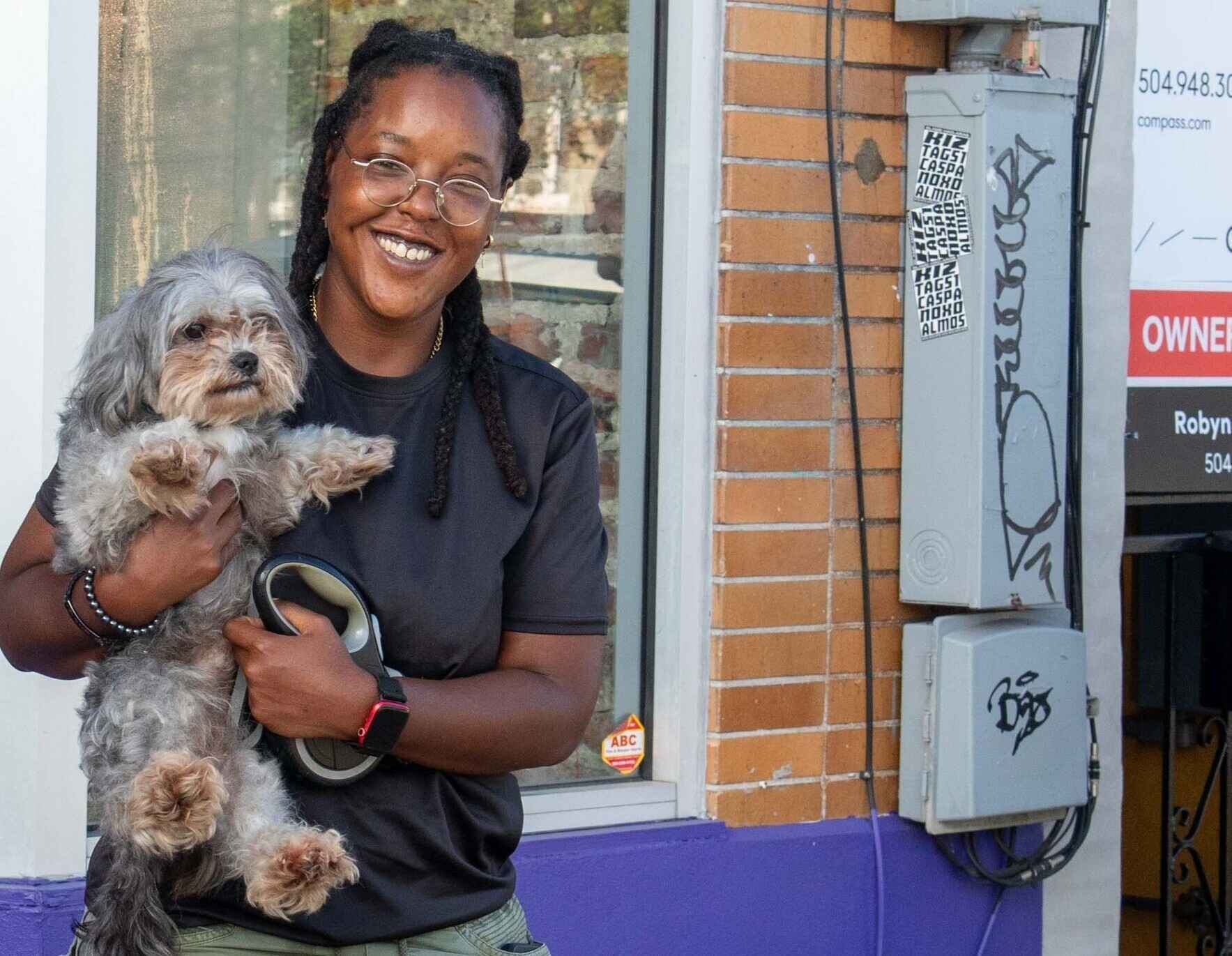 Help keep pets in loving homes with their families image