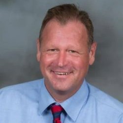 Dennis Busch